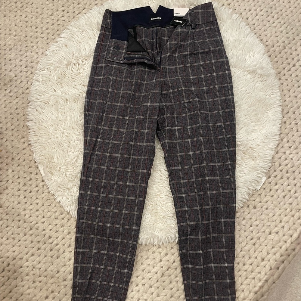 NWT: Express Pants: Ankle High Rise - Size 10R